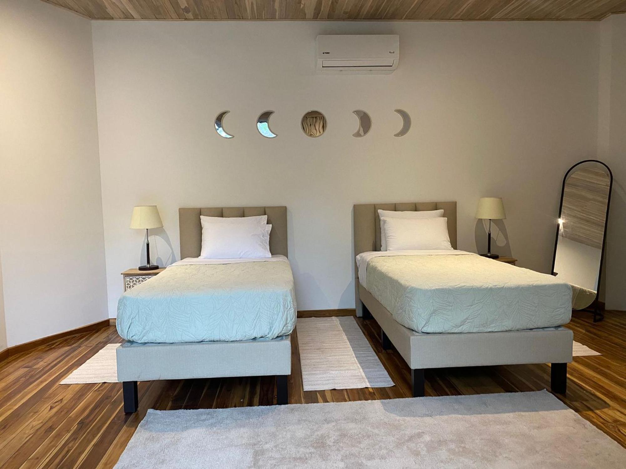 Iluminar Beachfront Suites Nosara Eksteriør bilde